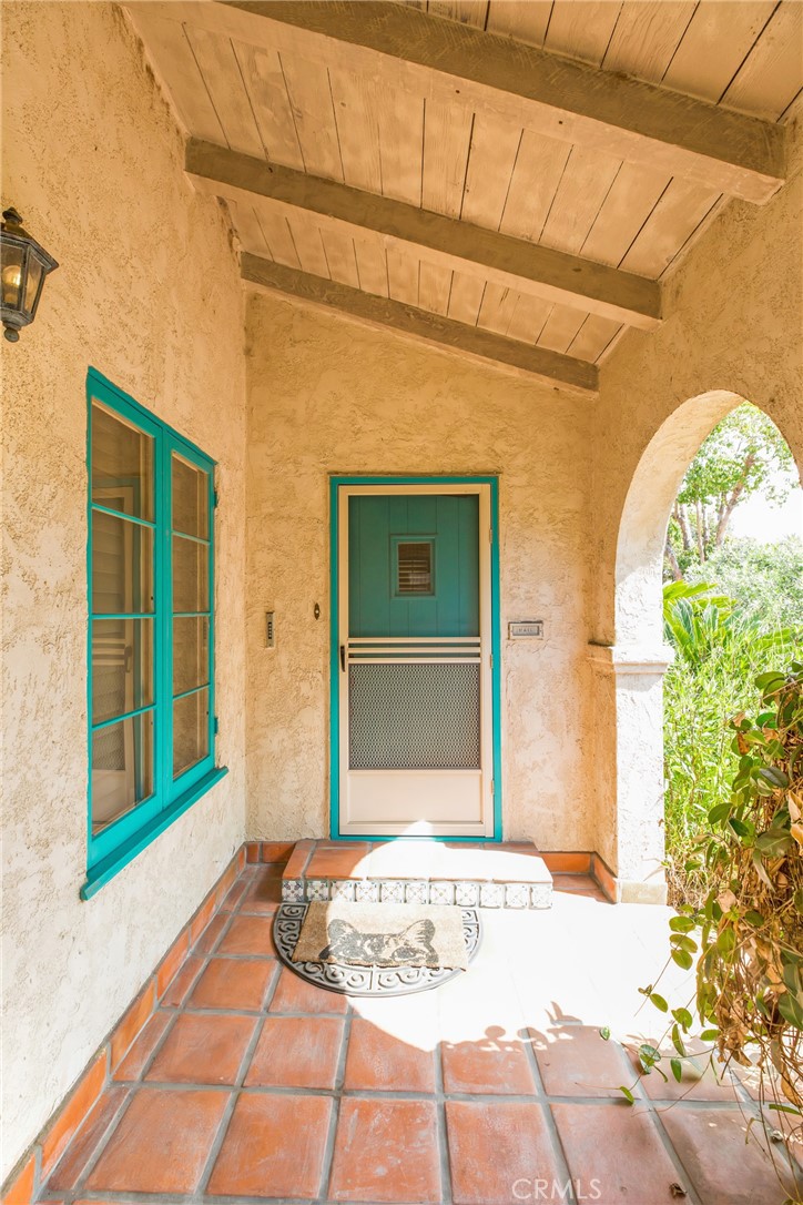 2333 Eucalyptus Avenue