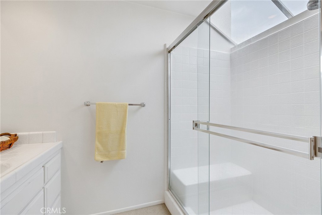 501 Herondo Street 28