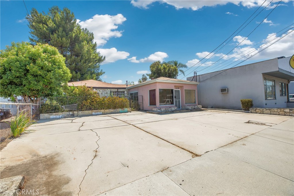 25318 Narbonne Avenue