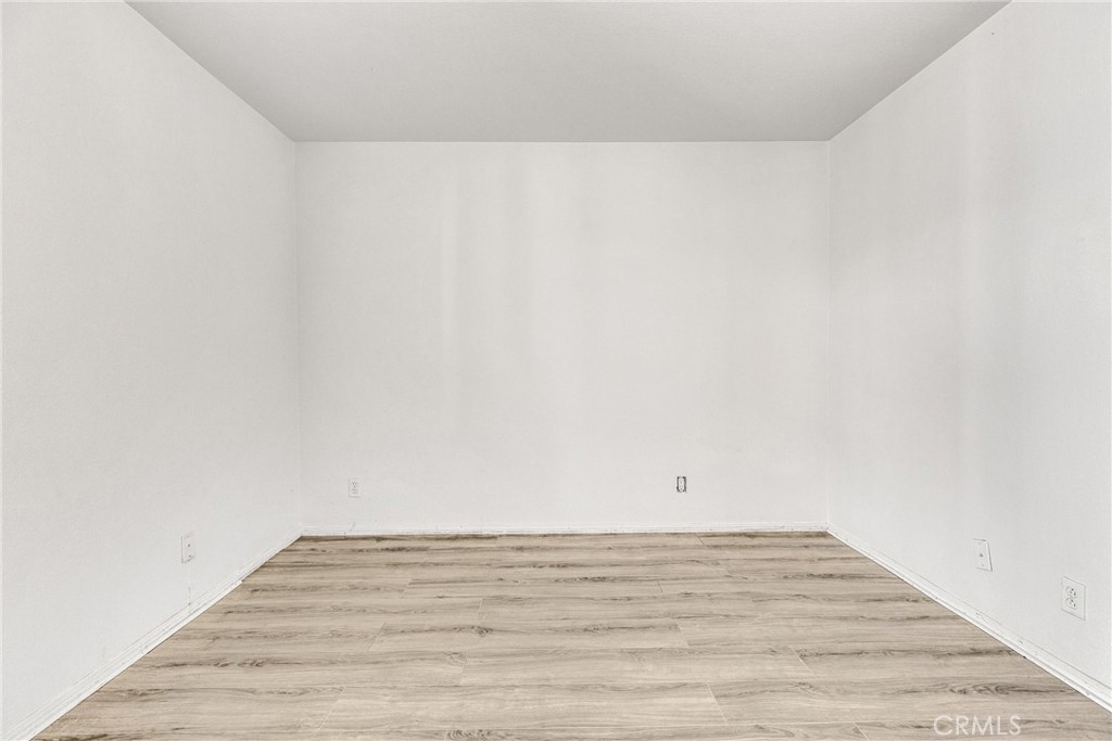 3605 E Anaheim Street 321