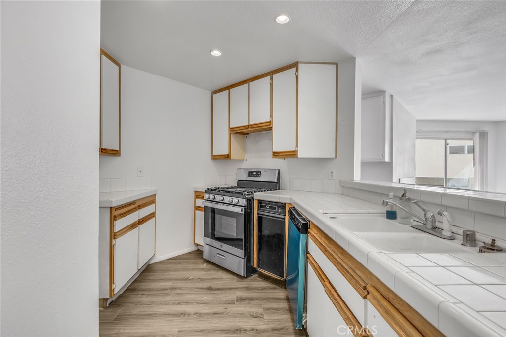 3605 E Anaheim Street 321