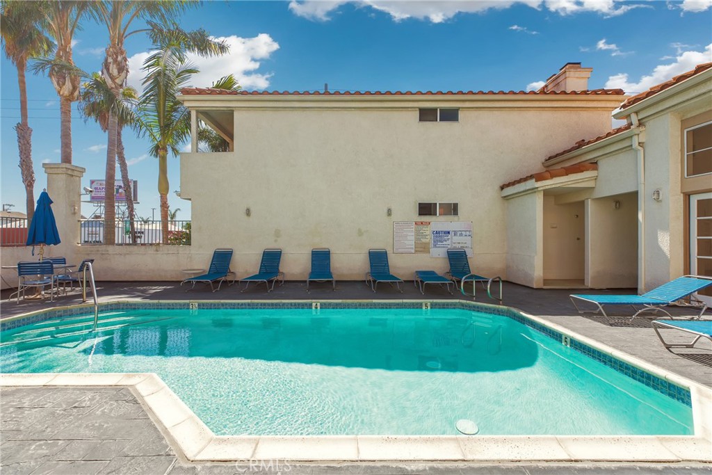 3605 E Anaheim Street 321