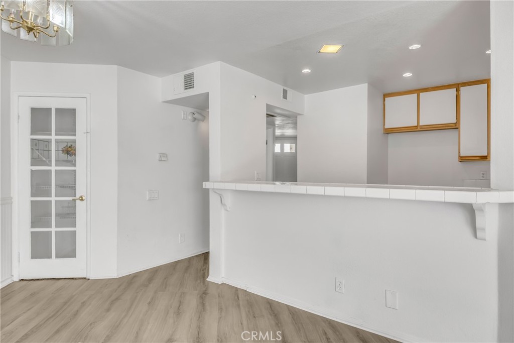 3605 E Anaheim Street 321