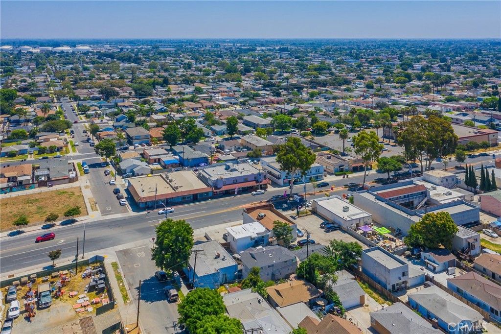 6089 Atlantic Avenue