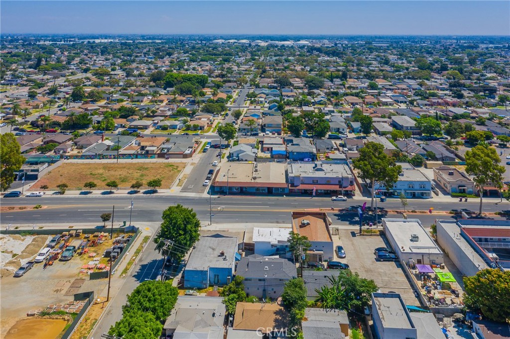 6089 Atlantic Avenue