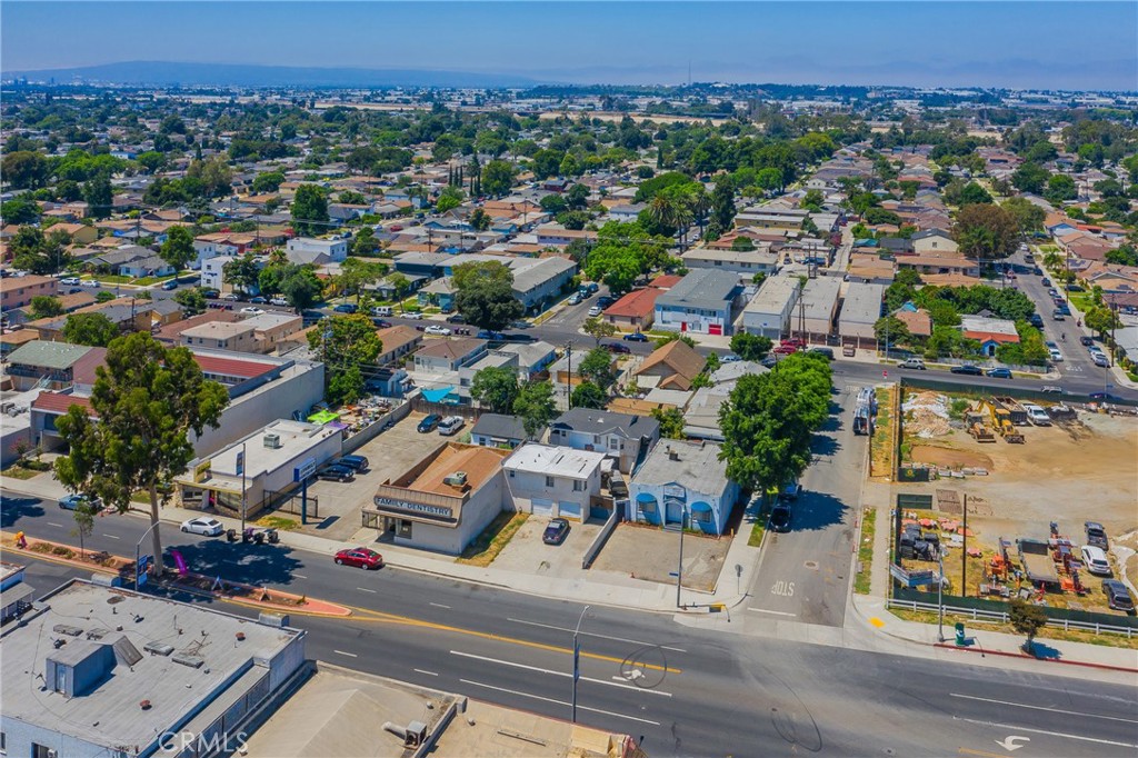 6089 Atlantic Avenue