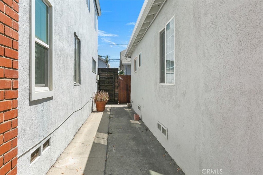 3434 Lemon Avenue