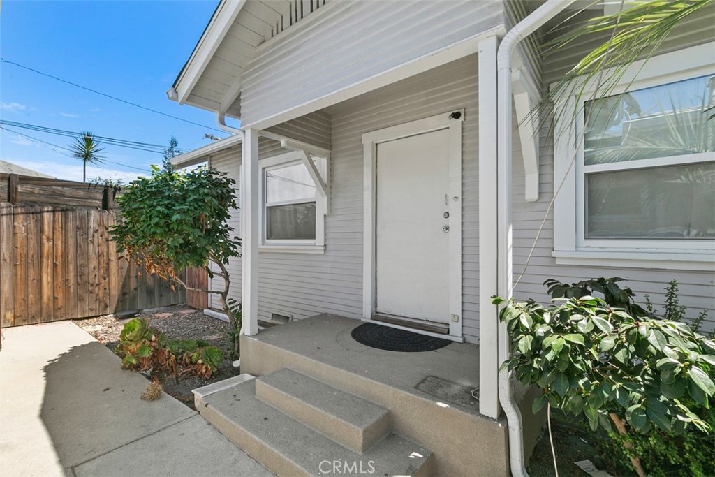 3434 Lemon Avenue
