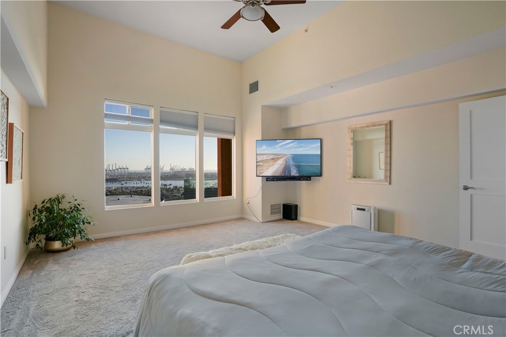 388 E Ocean Boulevard P8