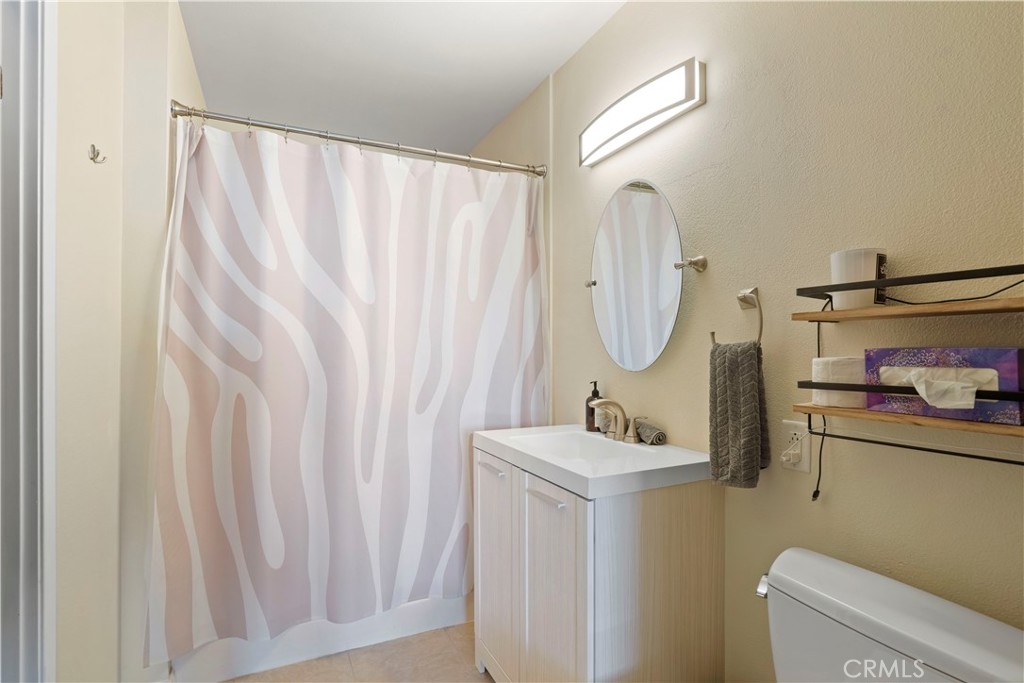 388 E Ocean Boulevard P8