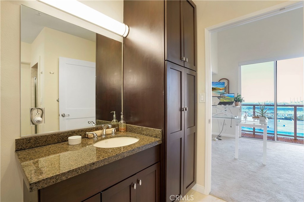 388 E Ocean Boulevard P8