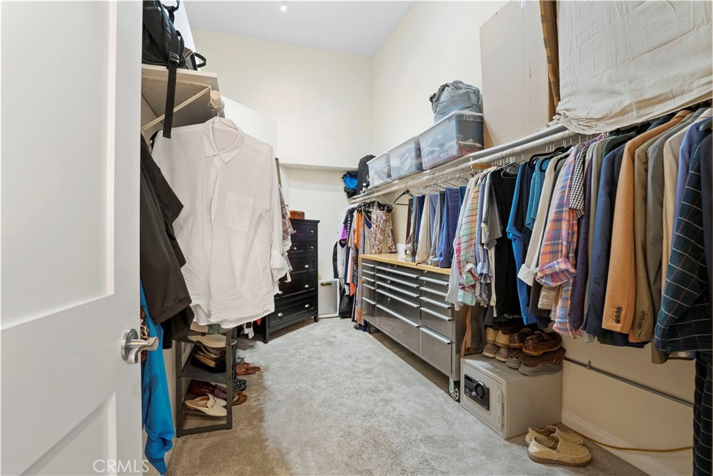 388 E Ocean Boulevard P8