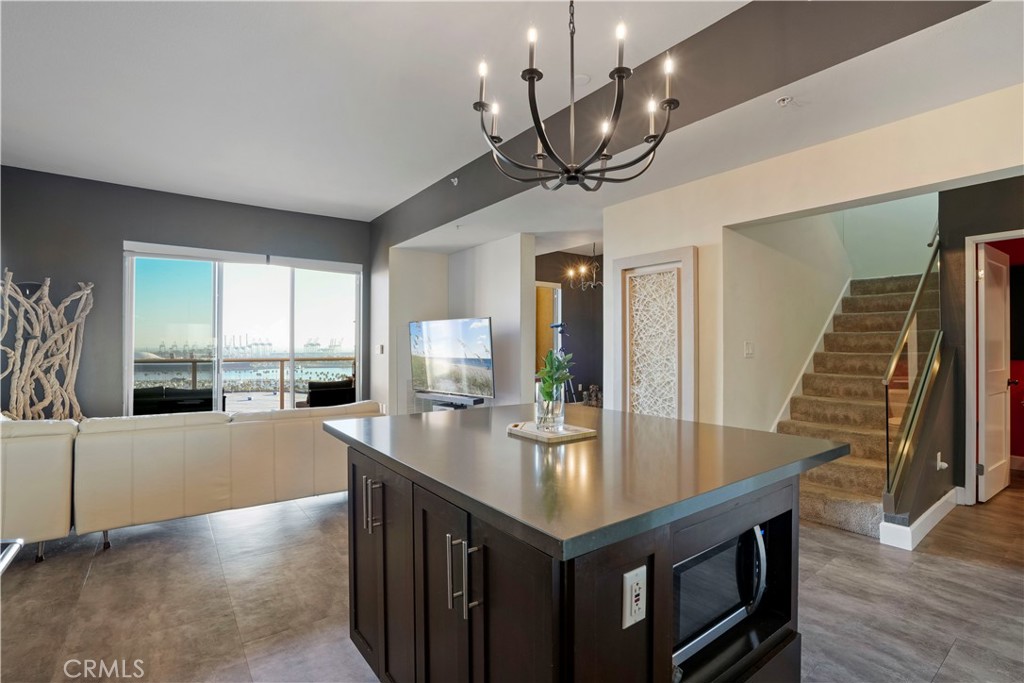 388 E Ocean Boulevard P8