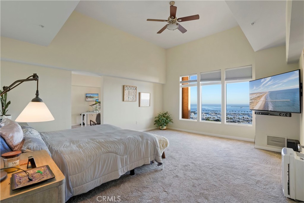 388 E Ocean Boulevard P8