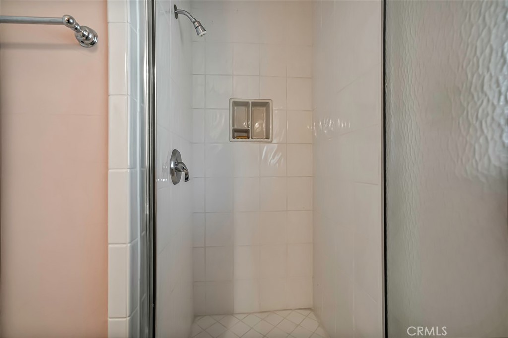 2426 Vuelta Grande Avenue