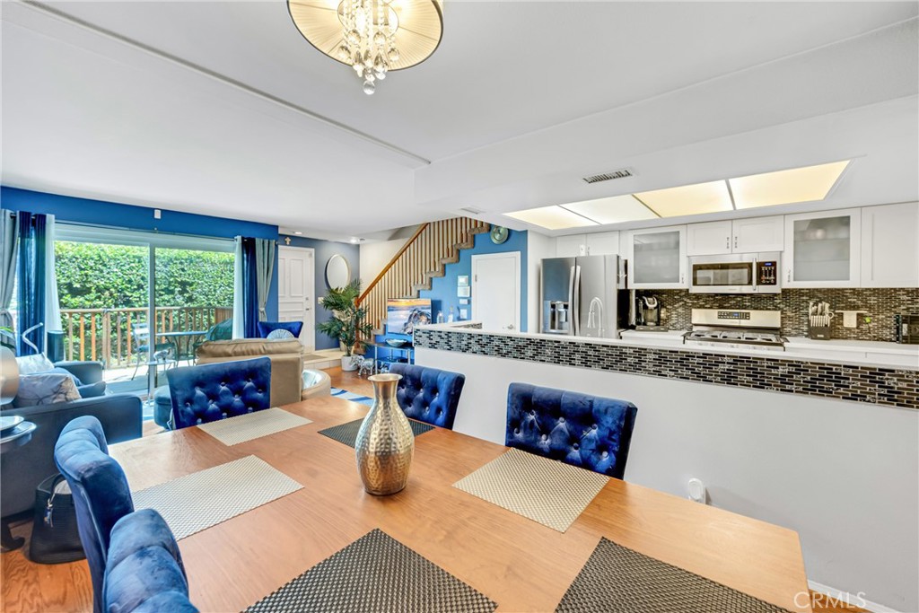 500 S Grevillea Avenue 5