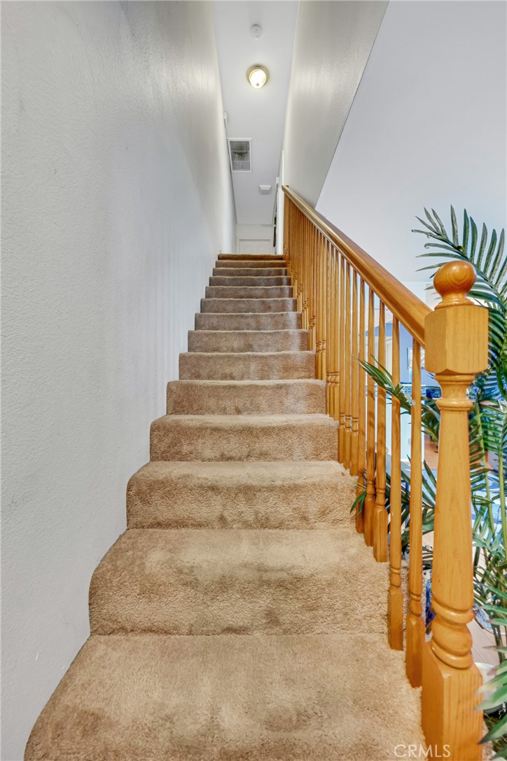 500 S Grevillea Avenue 5