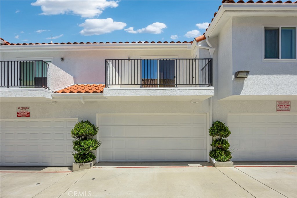 500 S Grevillea Avenue 5