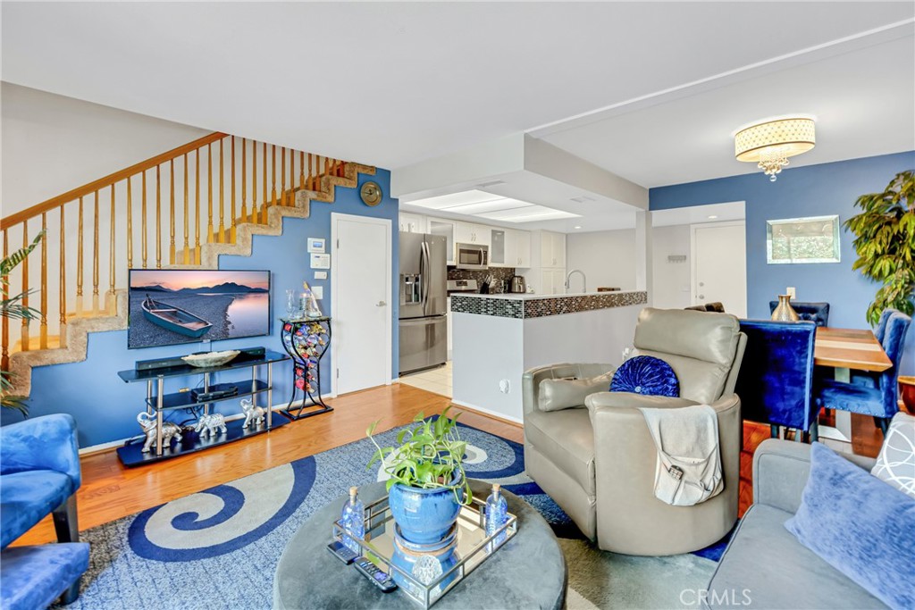 500 S Grevillea Avenue 5