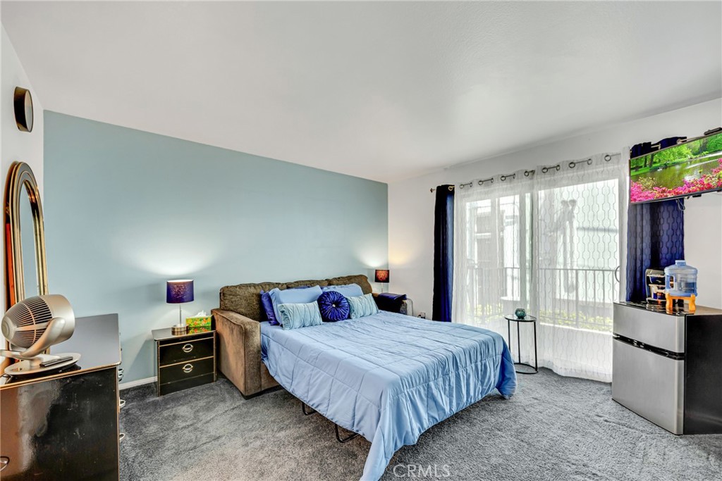 500 S Grevillea Avenue 5