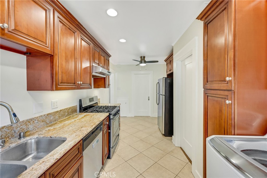 103 Hermosa Avenue B