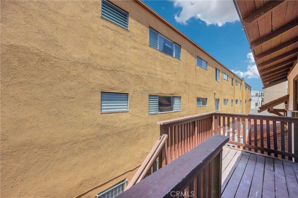 103 Hermosa Avenue B