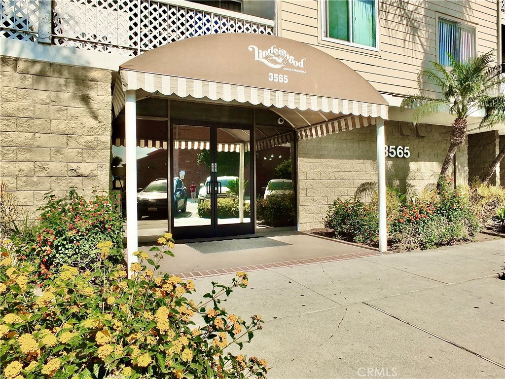 3565 Linden Avenue 141