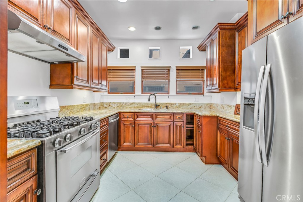 103 A Hermosa Avenue