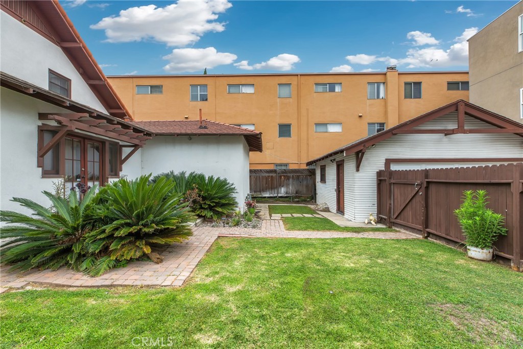 103 A Hermosa Avenue