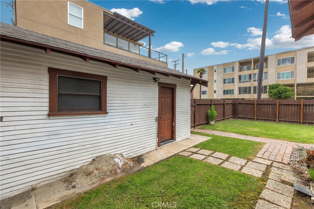 103 A Hermosa Avenue