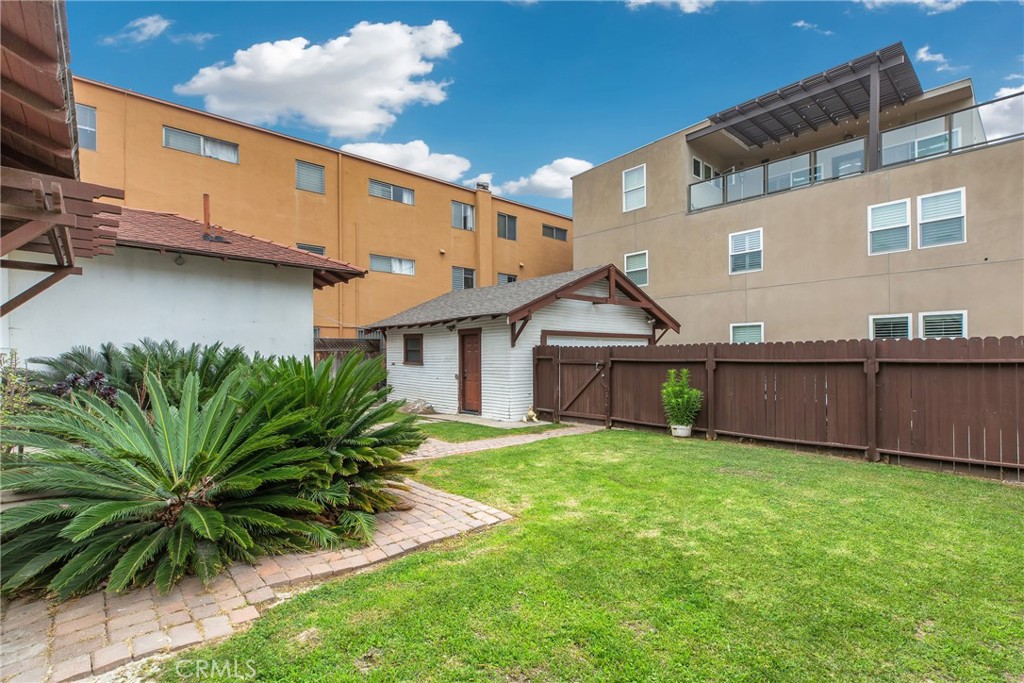 103 A Hermosa Avenue