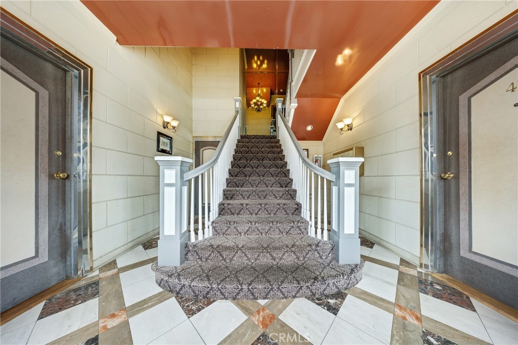 39 Coronado Avenue 4