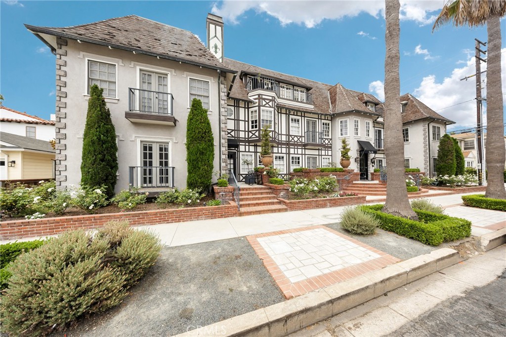 39 Coronado Avenue 4