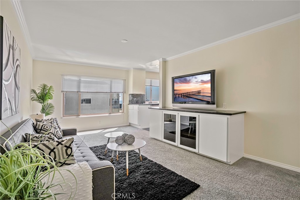 21 7th Place 708+711