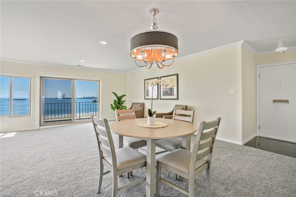 21 7th Place 708+711