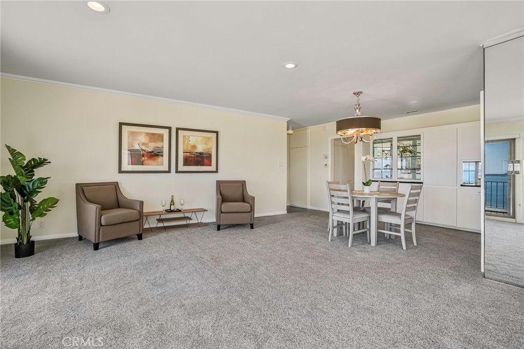 21 7th Place 708+711