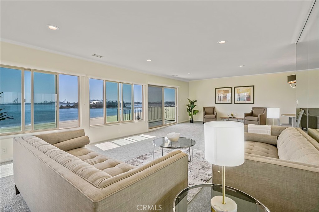 21 7th Place 708+711