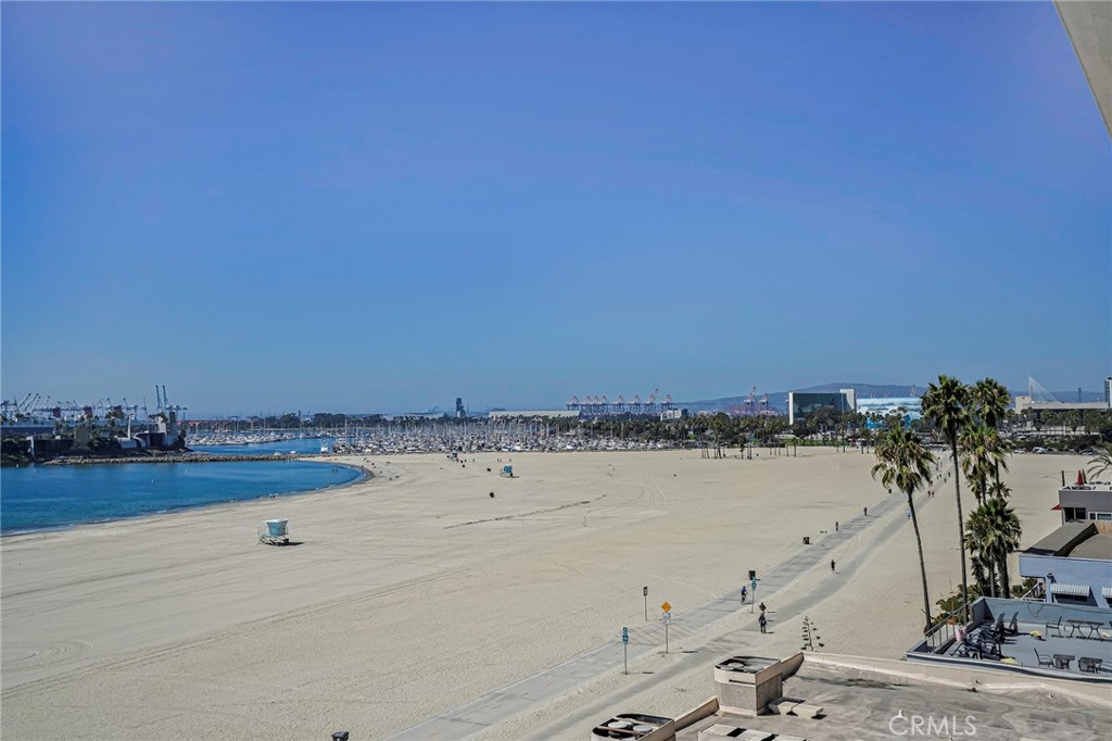 21 7th Place 708+711