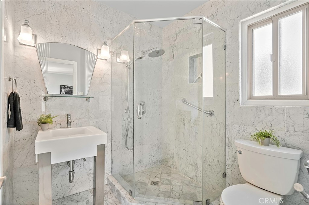 21 7th Place 708+711