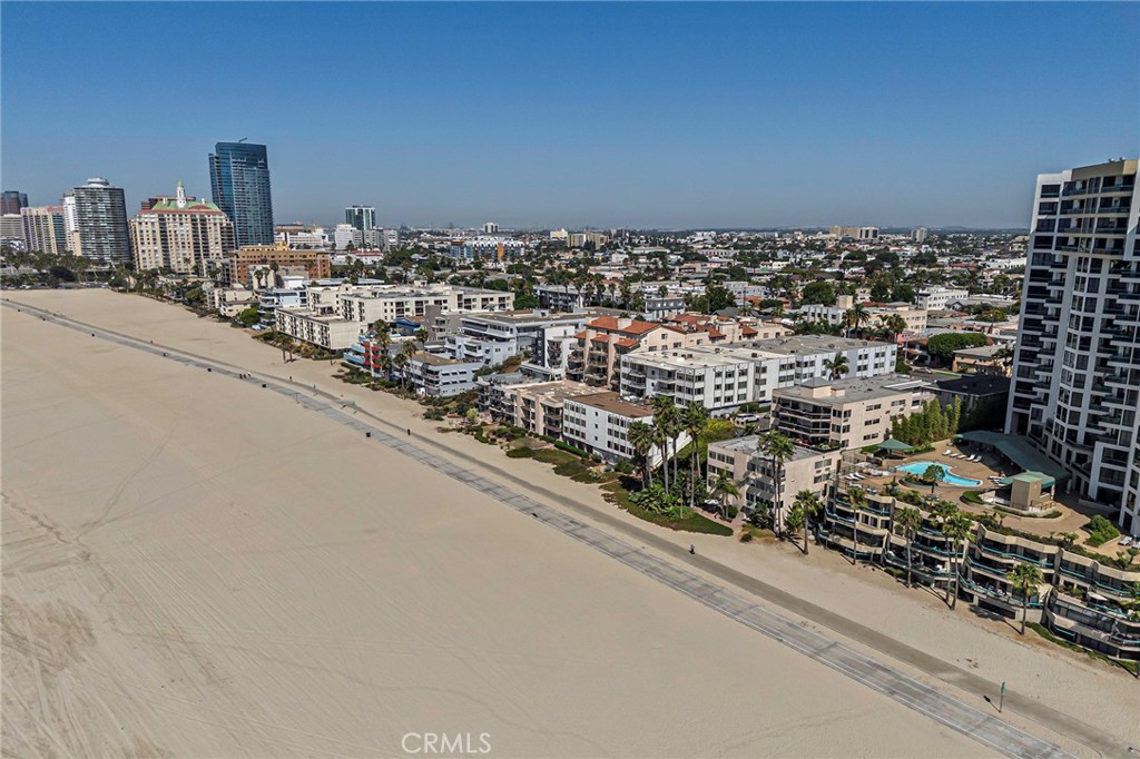 21 7th Place 708+711