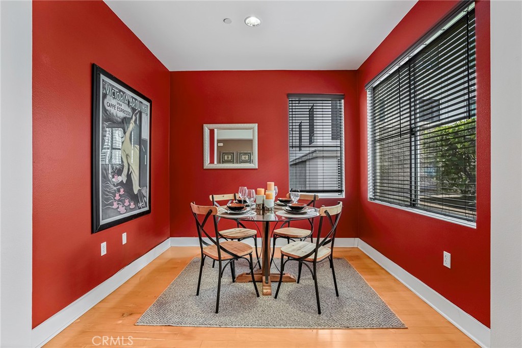 150 The Promenade N 202