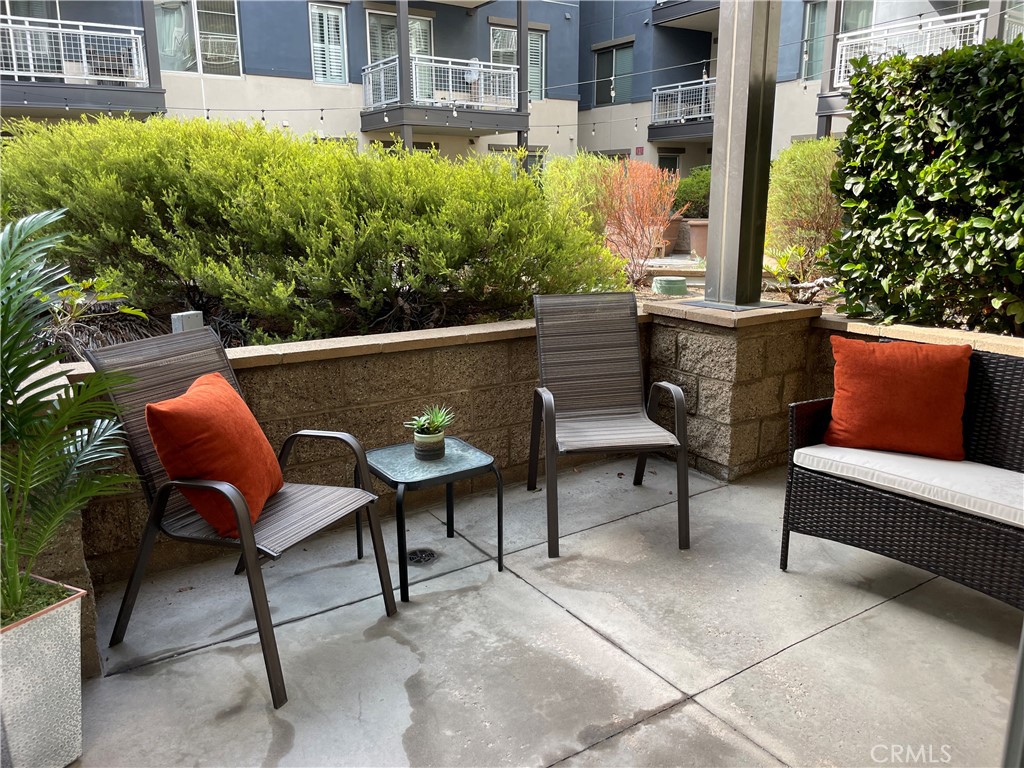 150 The Promenade N 202