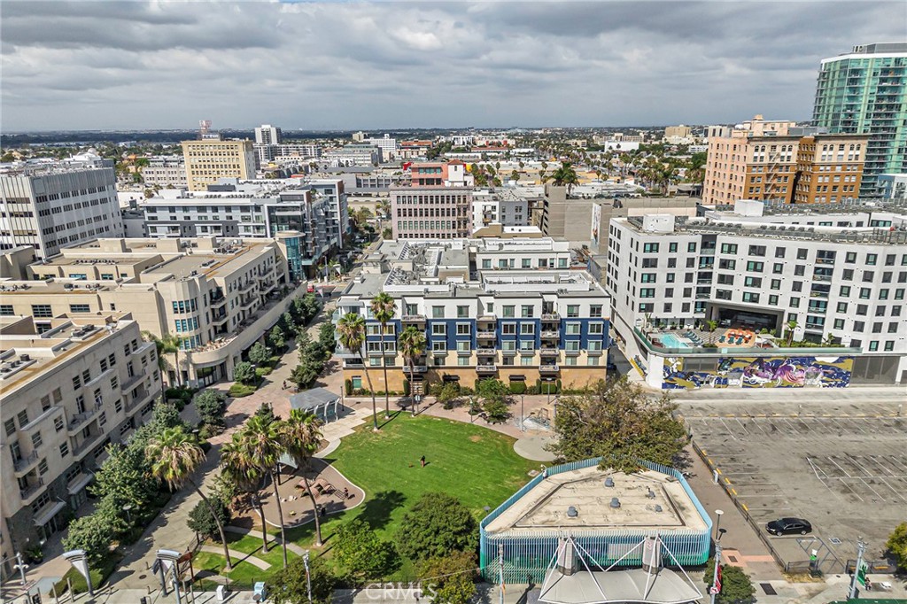 150 The Promenade N 202