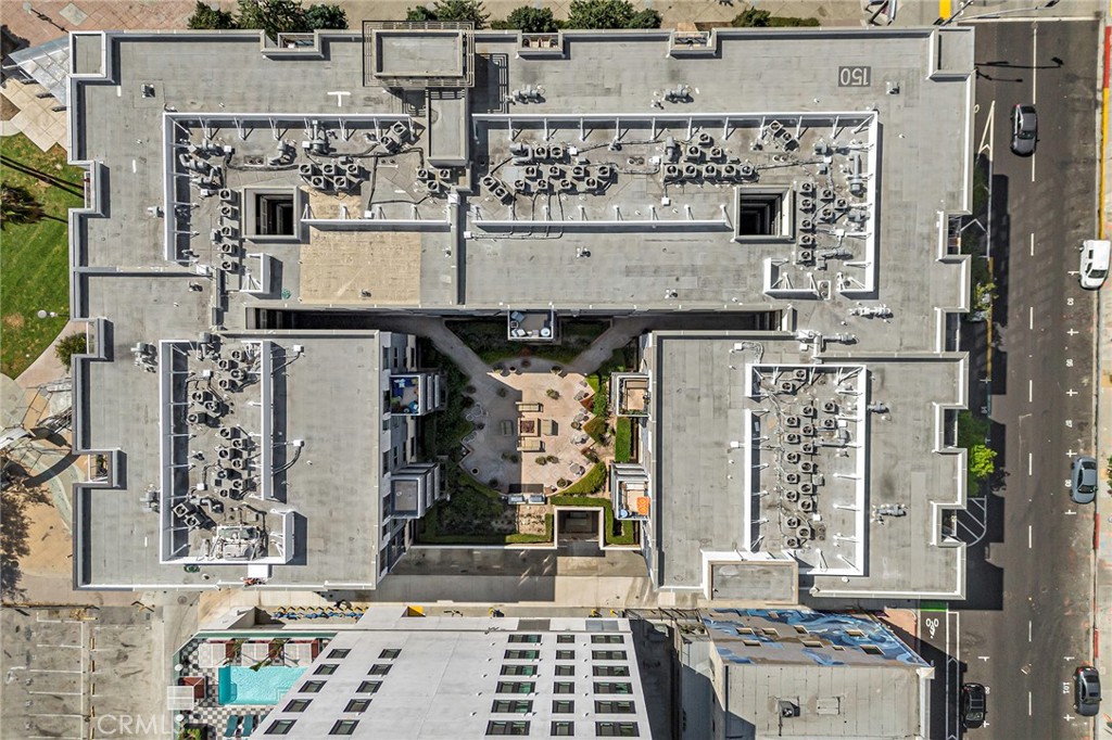 150 The Promenade N 202