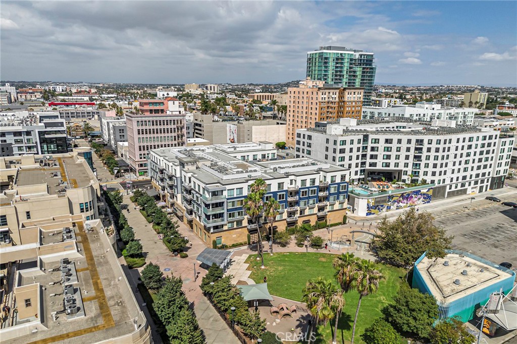 150 The Promenade N 202