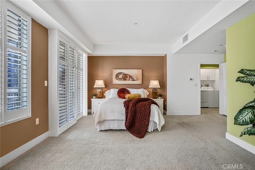 150 The Promenade N 202