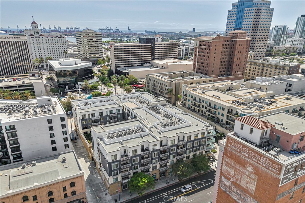 150 The Promenade N 202