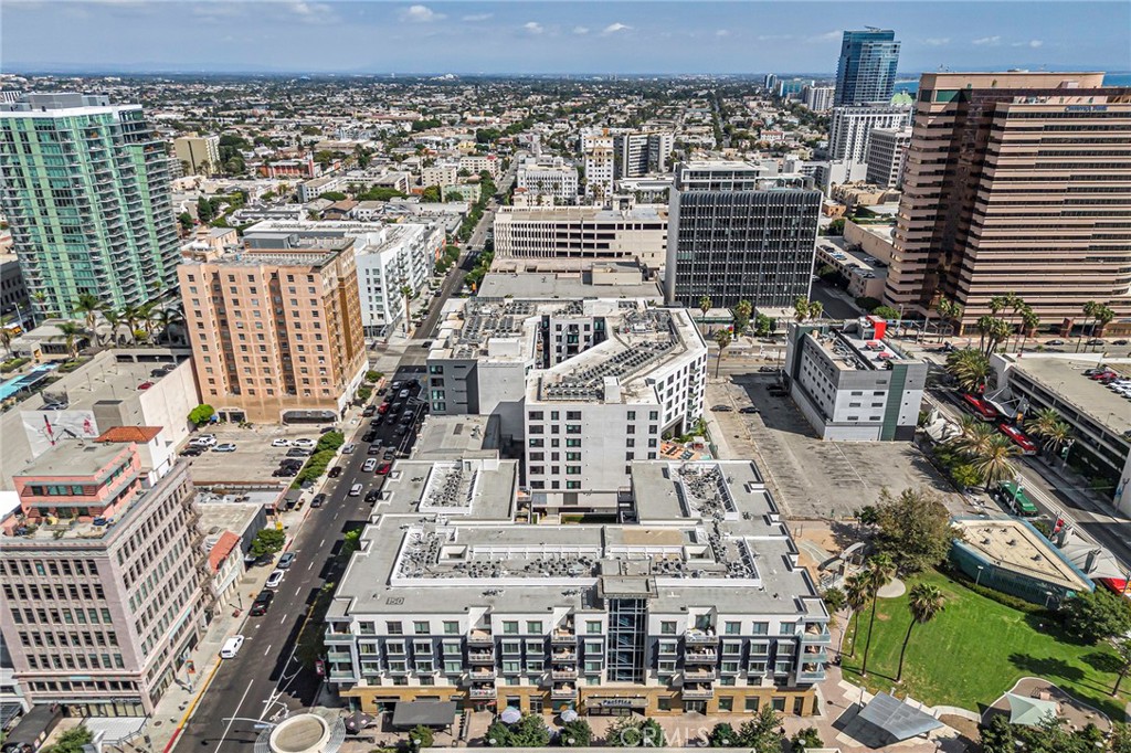 150 The Promenade N 202