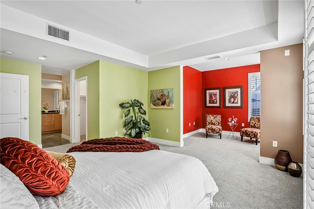 150 The Promenade N 202