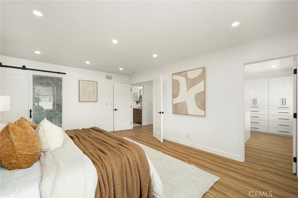 20952 Queens Park Lane